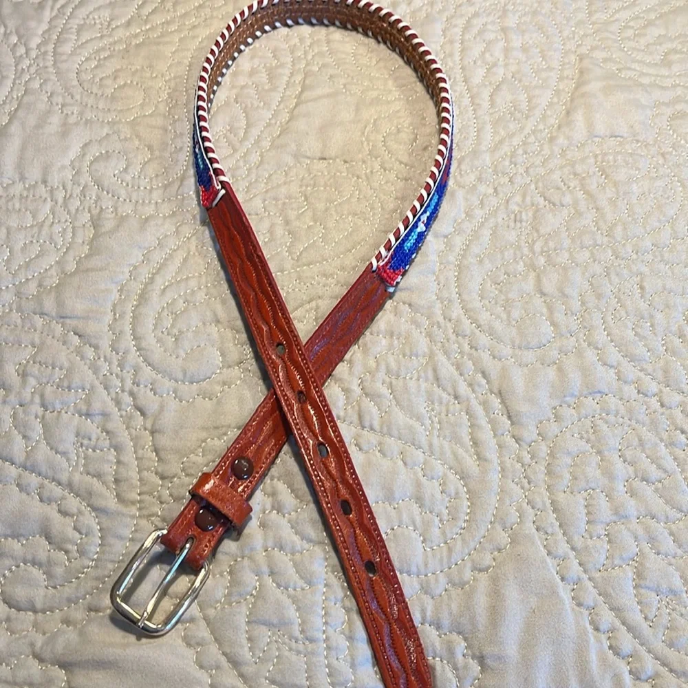 New Kids Beaded Leather Western Belt size 28